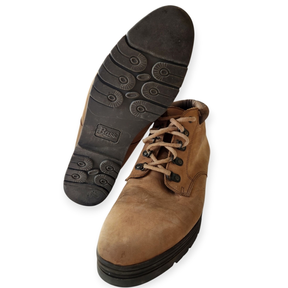 G.H. Bass & Co. Women's Tan Leather Hiking Cabincore Ankle Boots Size 10M - Picture 8 of 12